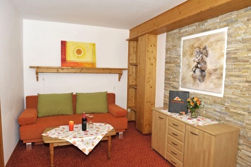 Gemütliche Sitzecke mit Couch